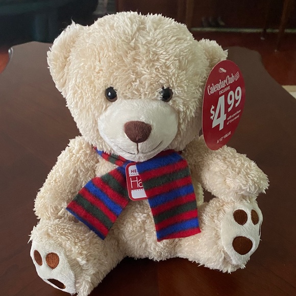 Holiday Socks & Bonus Teddy - Picture 4 of 6